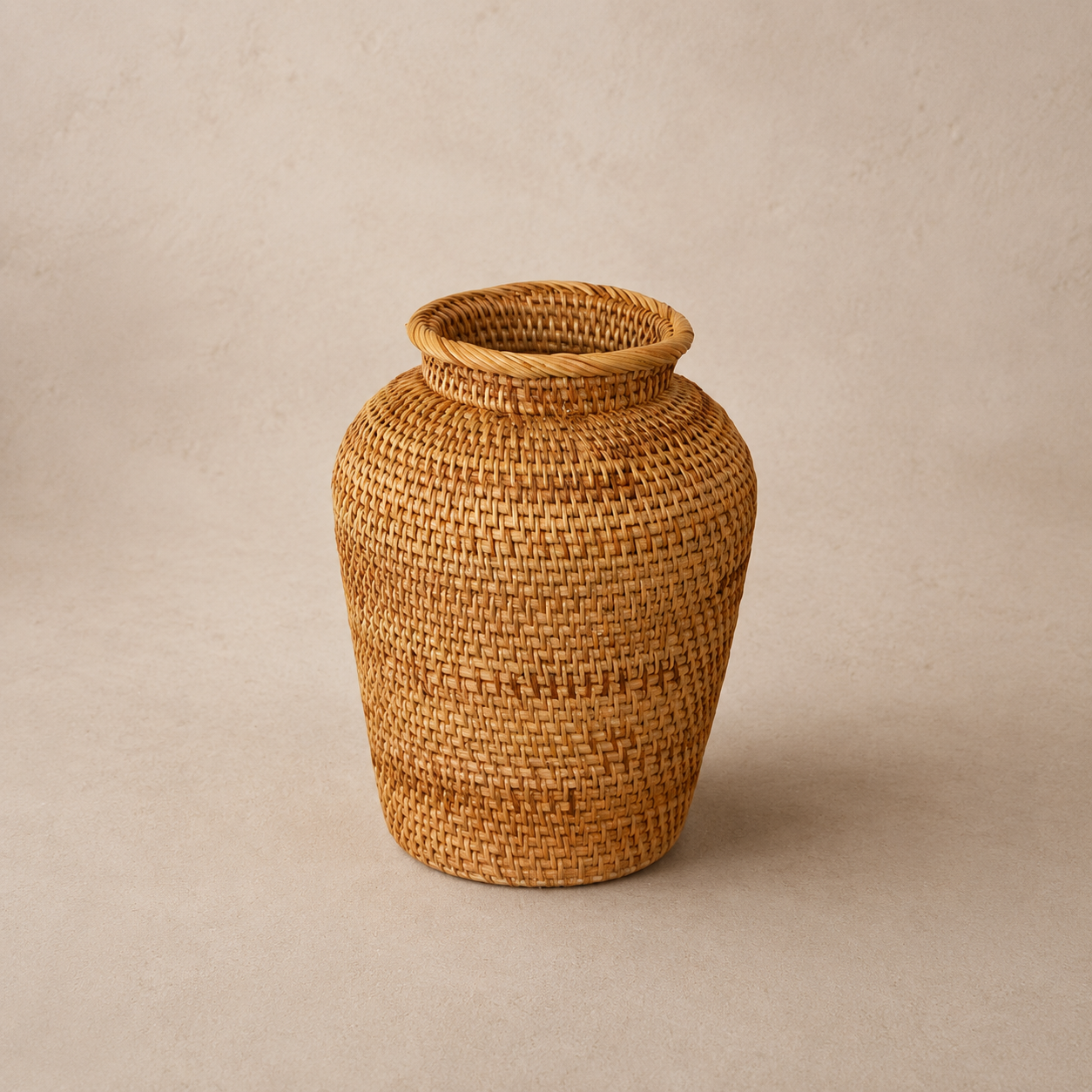 Doğal Rattan El Örmesi Mini Vazo (16x20 cm)